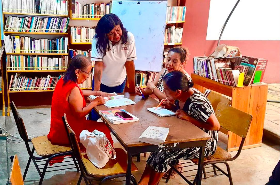 Asesorías de Alfabetización y Educación